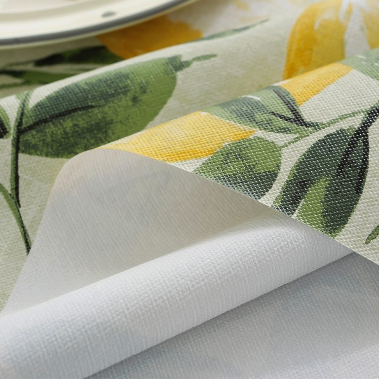 Lemon Waterproof Tablecloth – Vibrant and Easy to Clean Table Protection