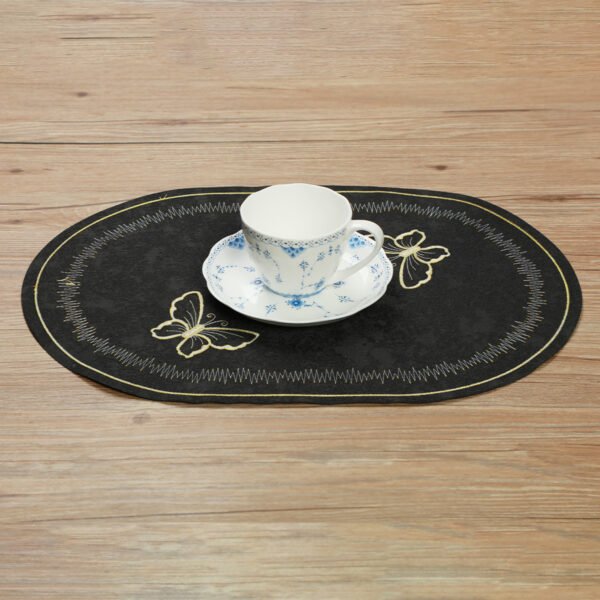 Oval Linen Butterfly Heat-Resistant Placemat 45x32cm (2) Oval Linen Butterfly Placemat (45x32cm)