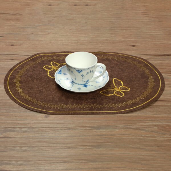 Oval Linen Butterfly Heat-Resistant Placemat 45x32cm (3) Oval Linen Butterfly Placemat (45x32cm)