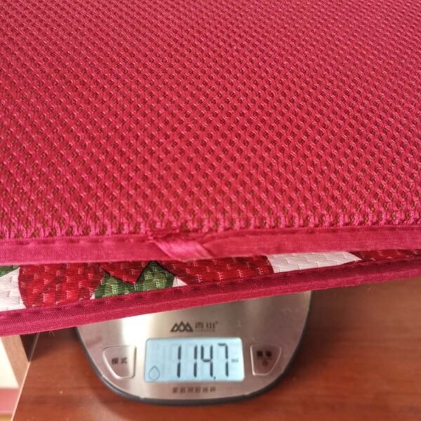 Red Floral Christmas Foam-Core Dish Drying Mat – Wholesale (2) Red Floral Christmas Foam-Core Dish Drying Mat – Absorbent Festive Pad