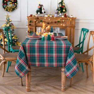 Red and green cotton plaid Christmas tablecloth wholesale holiday dining cover