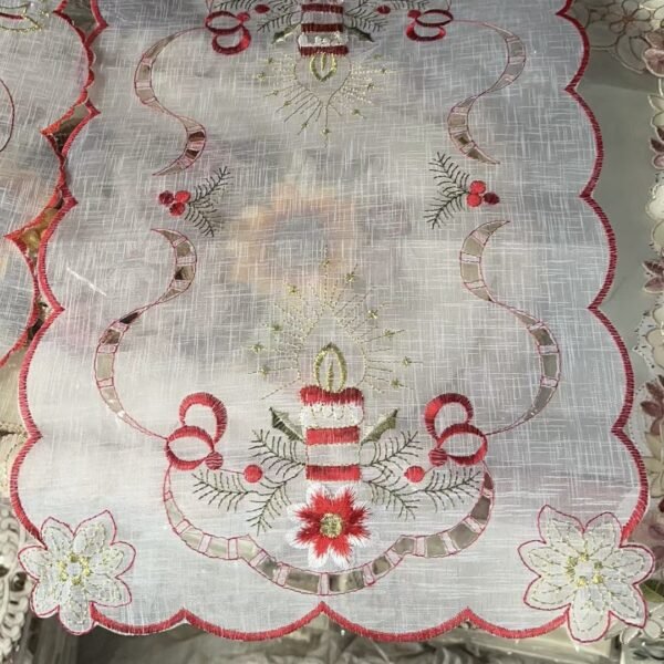 Jacquard fabric placemat with Christmas candle embroidery