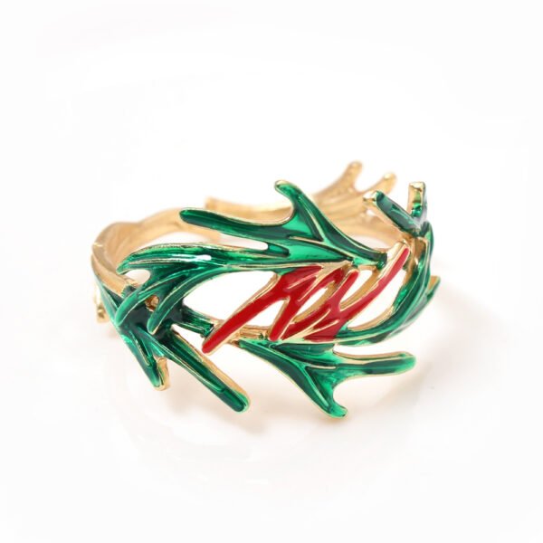 Holly Leaf Napkin Ring