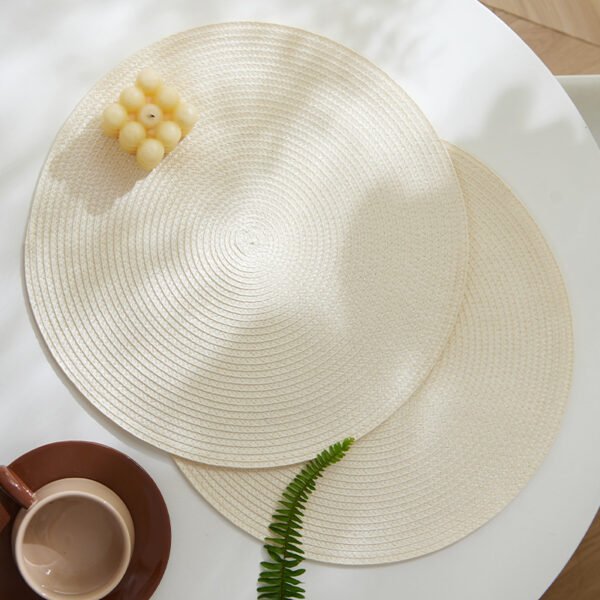 Nordic round PP placemat 38cm beige