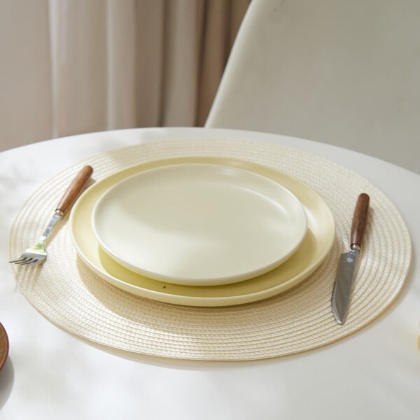 Nordic round PP placemat 38cm beige