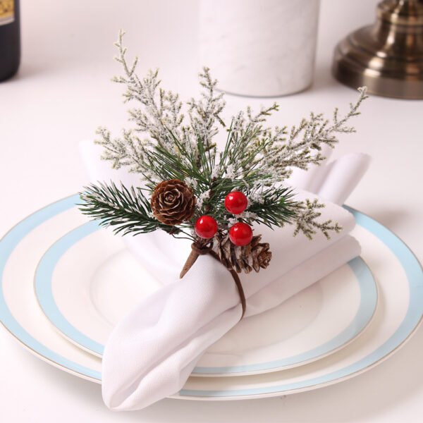 Christmas Fog Pinecone Napkin Ring
