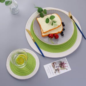 Cotton rope woven round placemat 36cm green