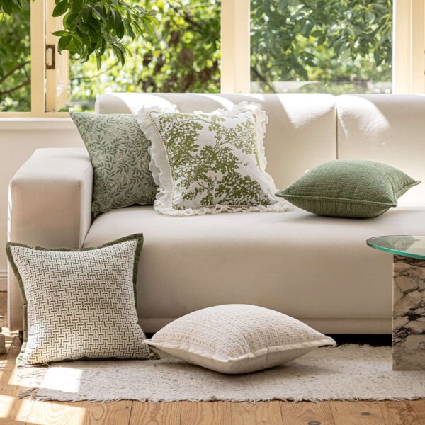 green cushion