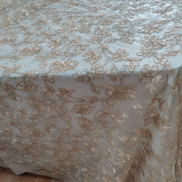 champagne gold tablecloth (2) Champagne Gold Floral Vine Embroidered Tulle Tablecloth for Luxury Events – ER036