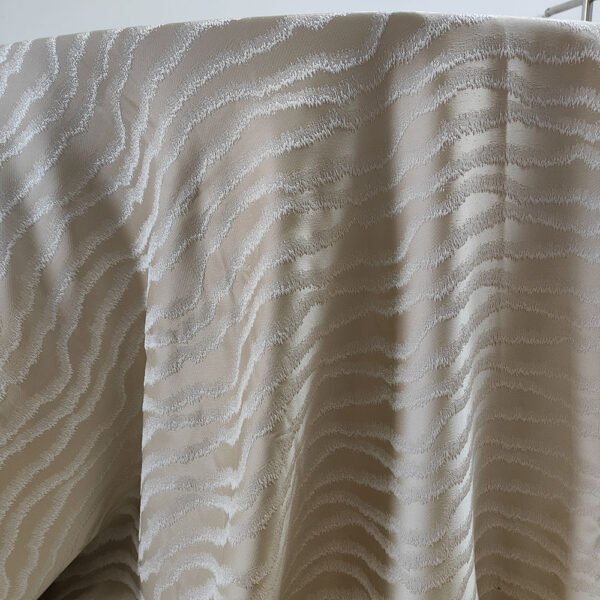 Champagne Wave Jacquard Tablecloth for Luxury Banquets | TC-B076