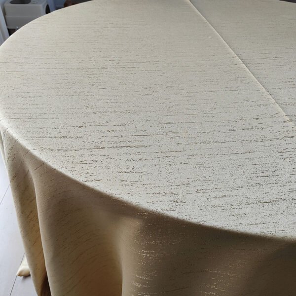 gold round tablecloth (4) Gold Jacquard Round Tablecloth for Event Decor | TC-B116