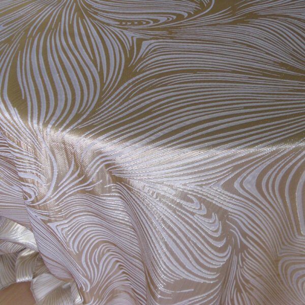 Luxury Flowing Jacquard Tablecloth for Hotel & Banquet – Art Texture B040