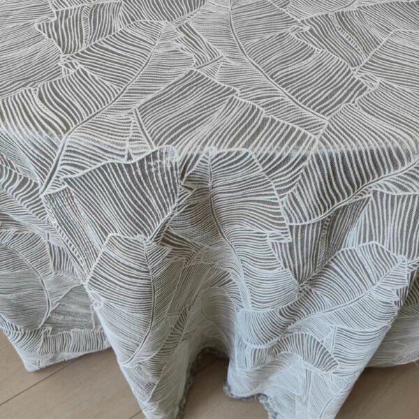Leaf Pattern Jacquard Tablecloth for Hotel & Event Decor | TC-B097