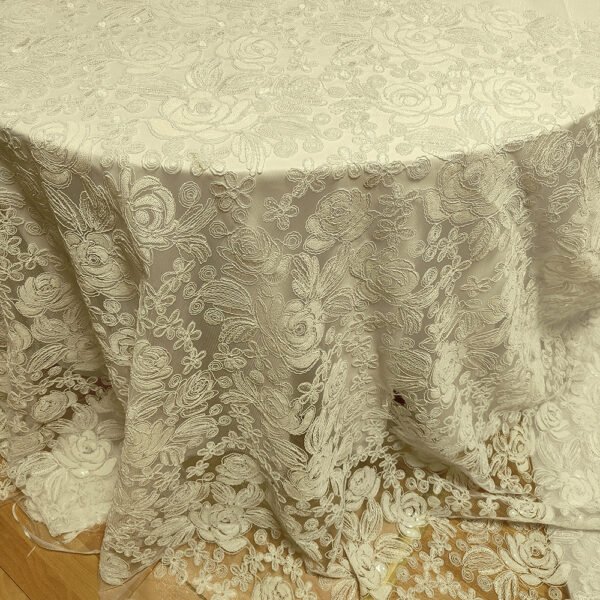 Pearl White Rose Cluster Embroidered Tulle Tablecloth for European Wedding – ER024