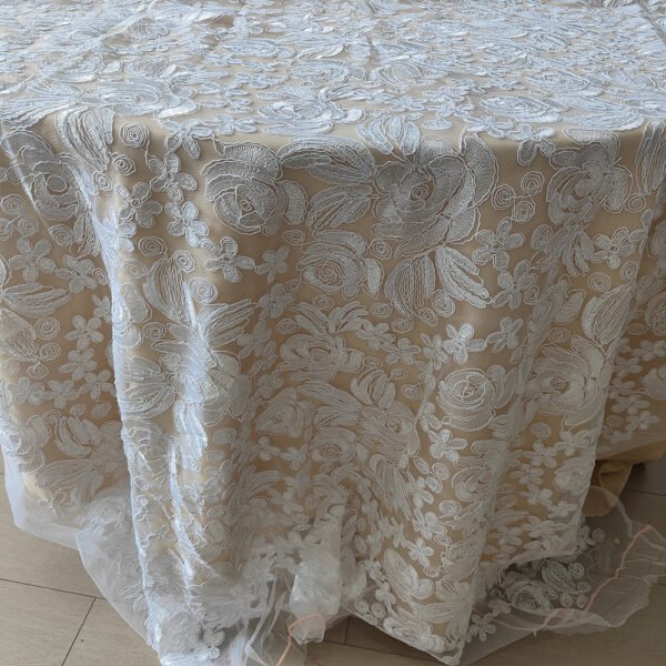 Silver White Rose Embroidered Tulle Tablecloth for French Wedding – ER070