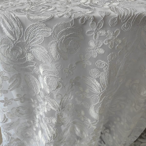 Silver White Rose Embroidered Tulle Tablecloth for French Wedding – ER070