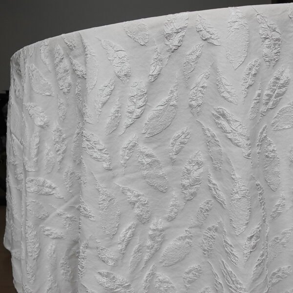 White Feather Jacquard Round Tablecloth for Wedding | TC-B115