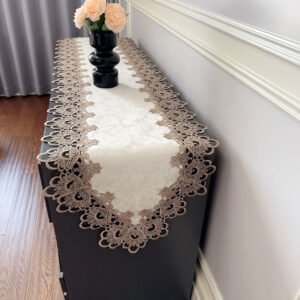 American Style Lace Fabric Table Runner