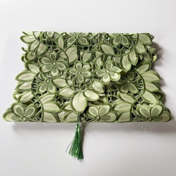 table runner (4) Green Cutwork Embroidered Table Runner