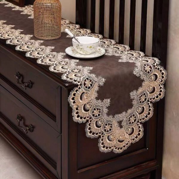 PU Lace Table Runner