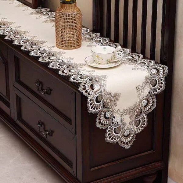 PU Lace Table Runner